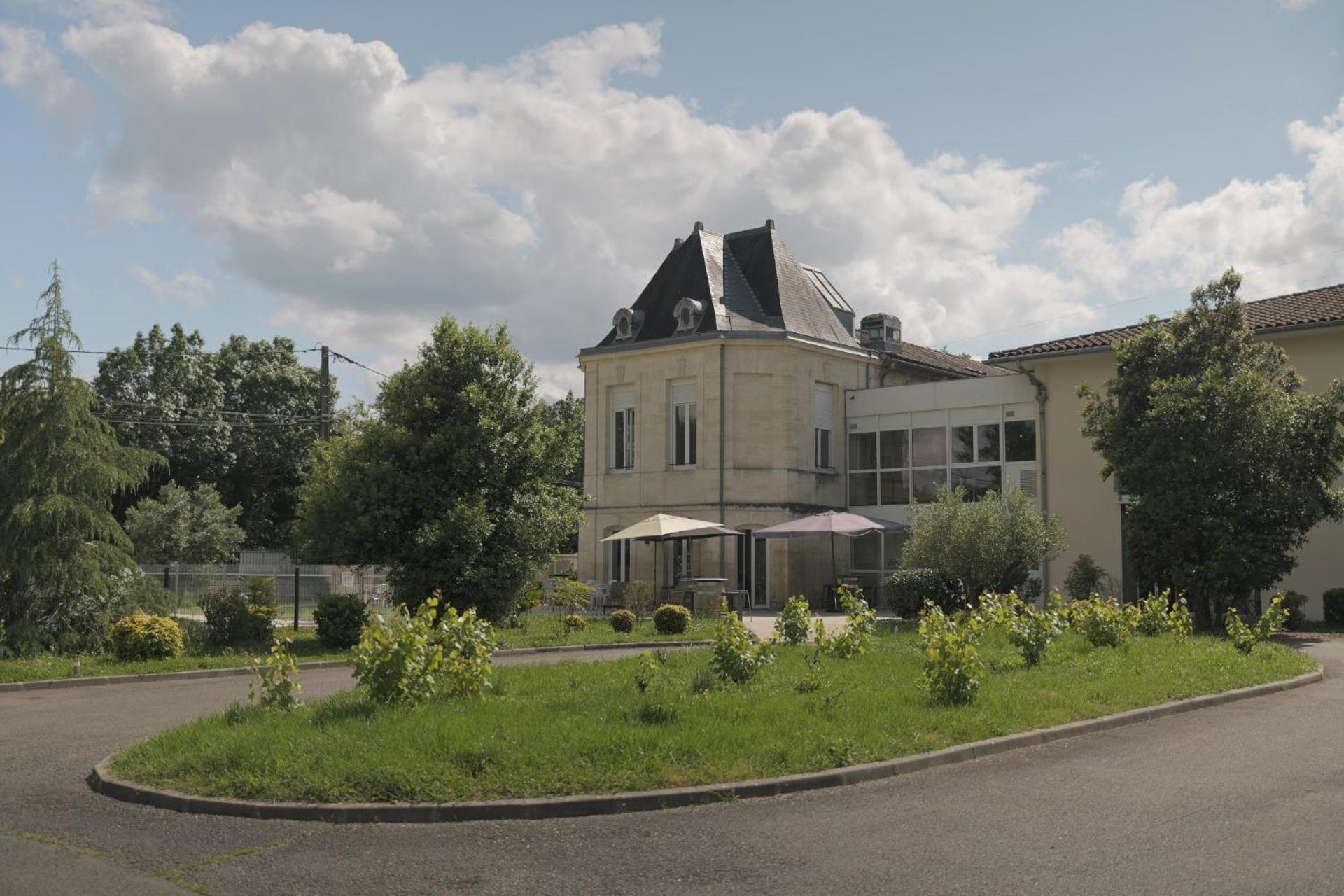 Green Hotels Bordeaux Arena Latresne Eksteriør billede
